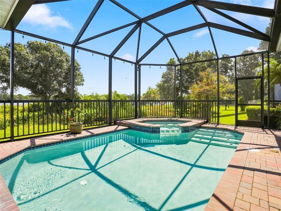 For Sale: $1,399,900 (6 beds, 6 baths, 5791 Square Feet)