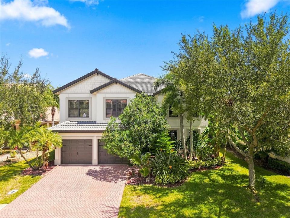 For Sale: $1,399,900 (6 beds, 6 baths, 5791 Square Feet)
