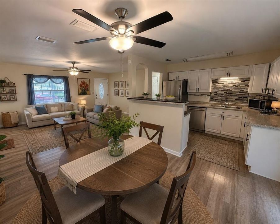 For Sale: $265,000 (3 beds, 2 baths, 1356 Square Feet)