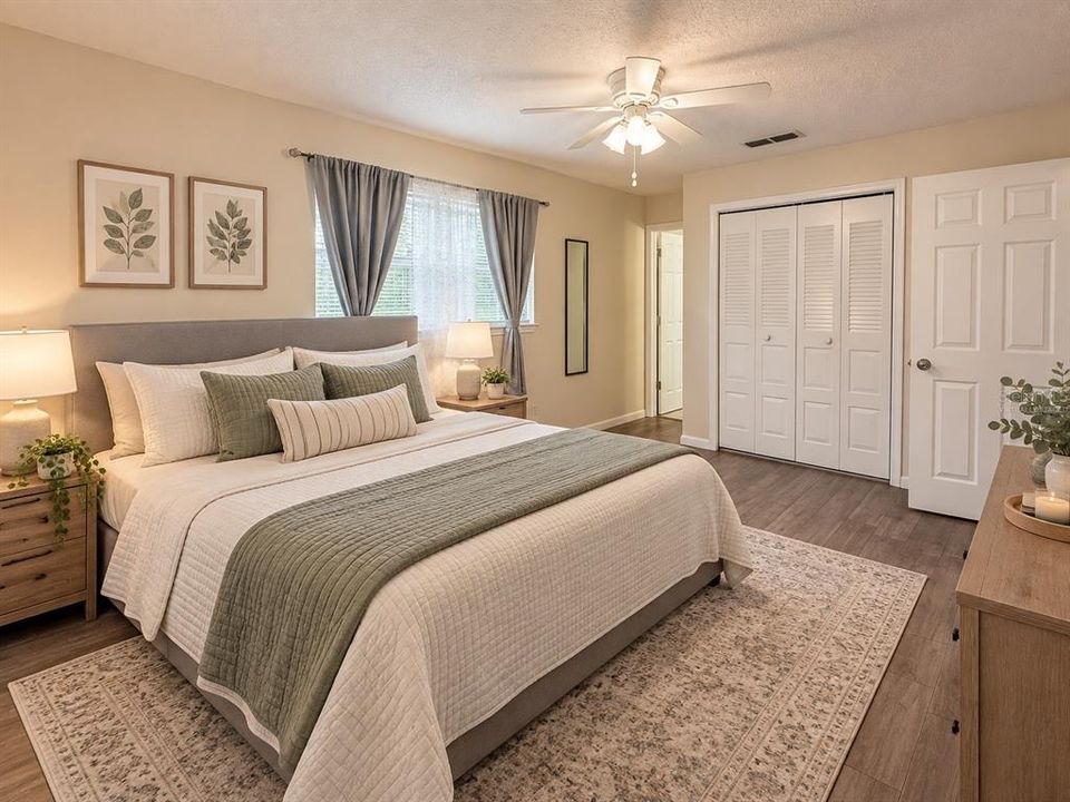For Sale: $265,000 (3 beds, 2 baths, 1356 Square Feet)