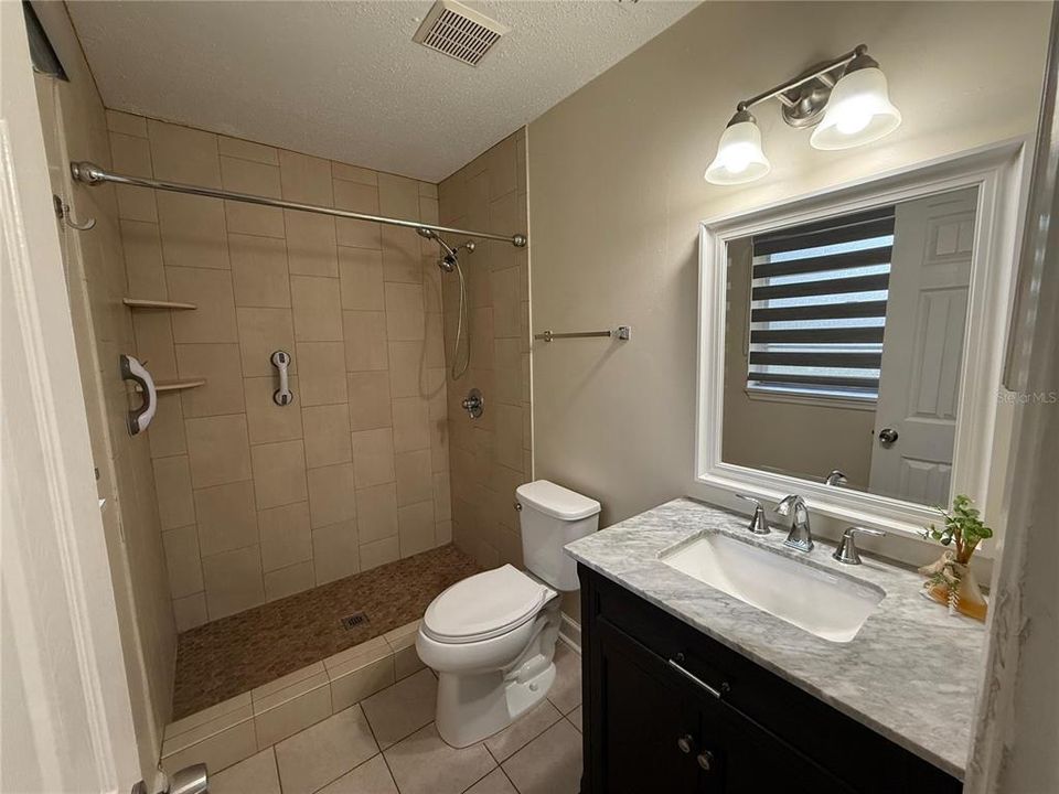 For Sale: $265,000 (3 beds, 2 baths, 1356 Square Feet)