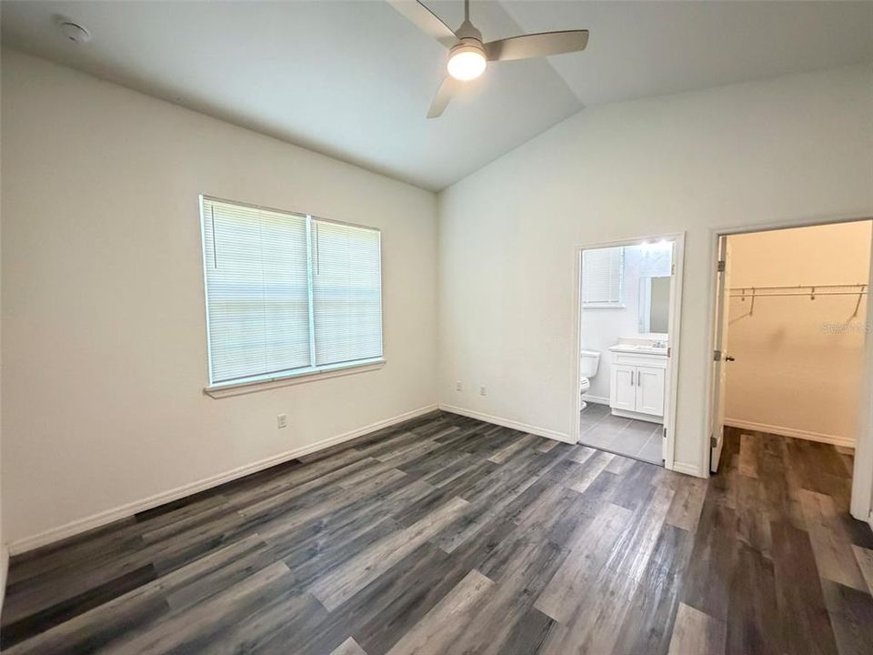 For Sale: $275,000 (3 beds, 2 baths, 1430 Square Feet)