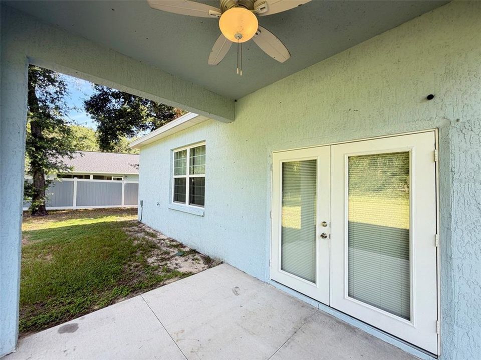 For Sale: $275,000 (3 beds, 2 baths, 1430 Square Feet)