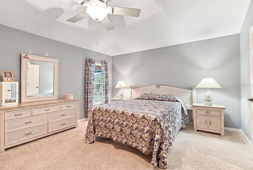 For Sale: $494,900 (3 beds, 2 baths, 1918 Square Feet)