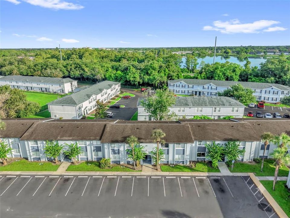 For Sale: $95,000 (2 beds, 2 baths, 976 Square Feet)