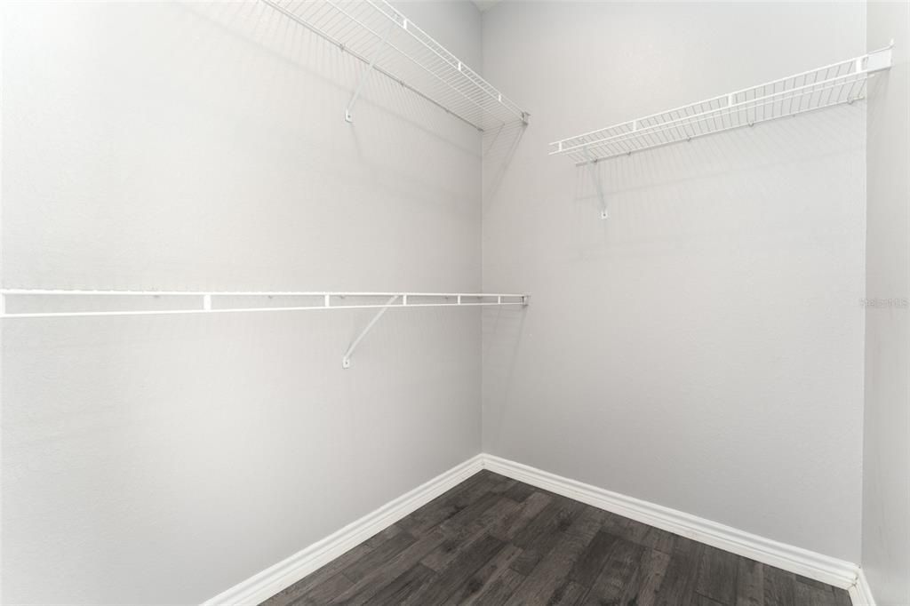 For Rent: $1,800 (2 beds, 2 baths, 1140 Square Feet)