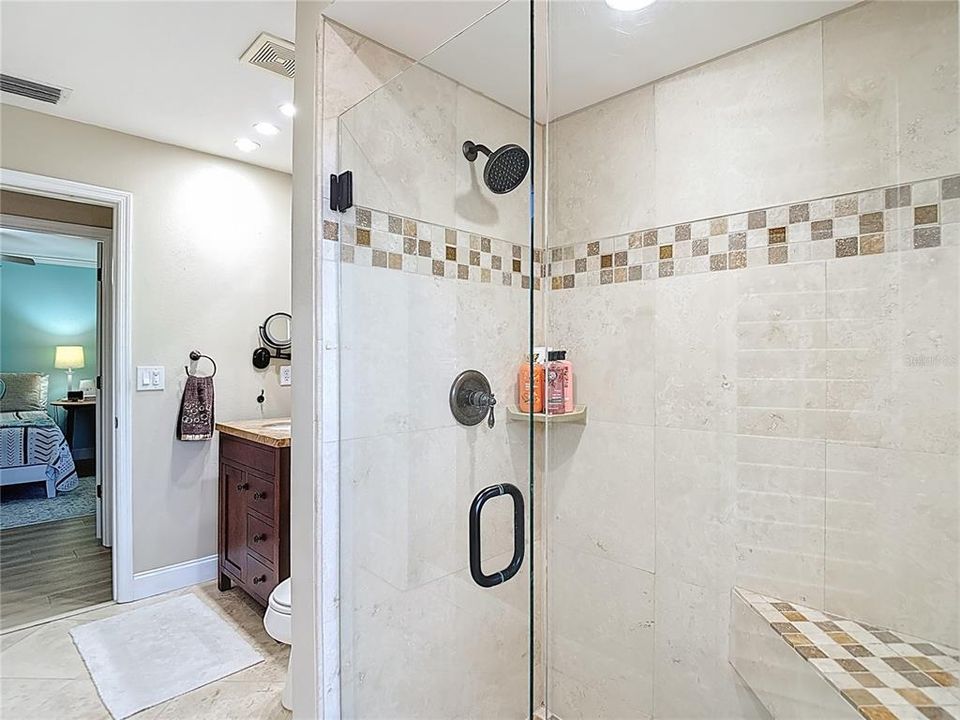 В аренду: $4,800 (4 спален, 3 ванн, 2201 Квадратных фут)