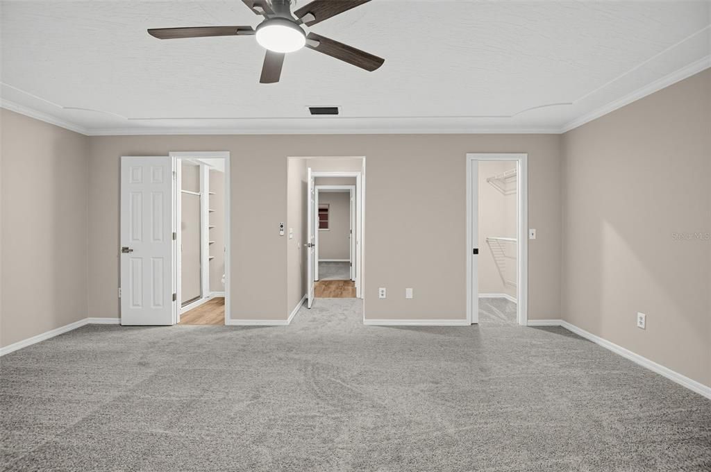 For Sale: $479,900 (3 beds, 3 baths, 1824 Square Feet)