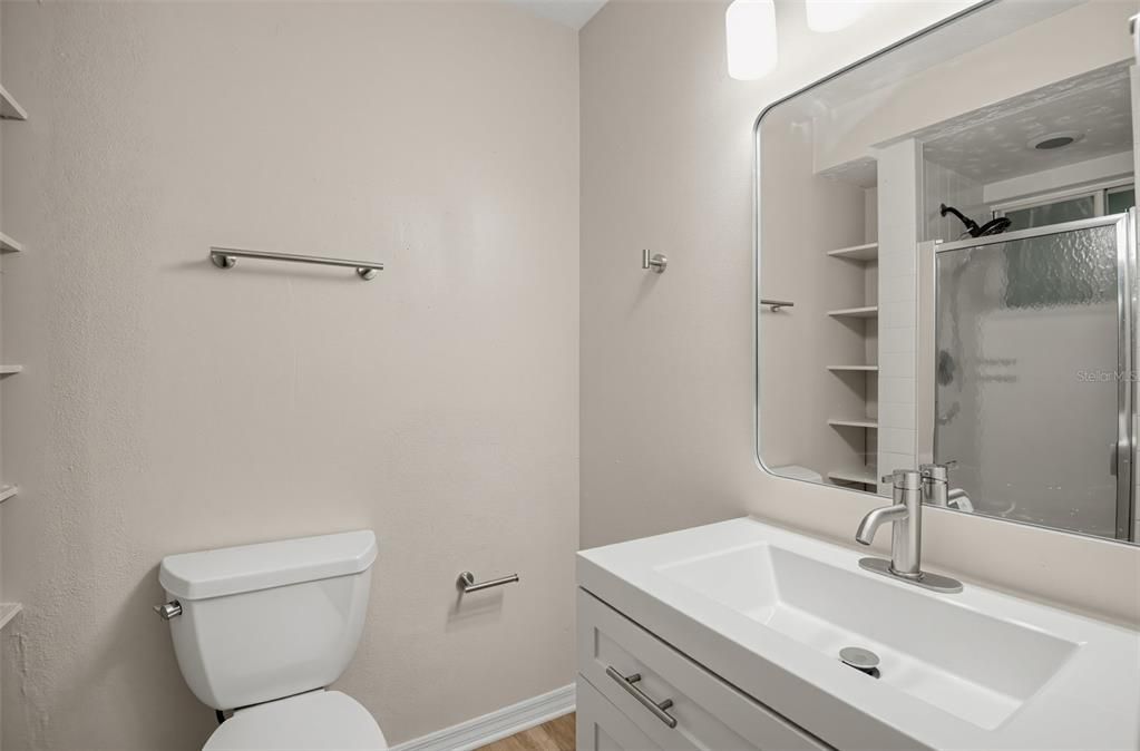 For Sale: $479,900 (3 beds, 3 baths, 1824 Square Feet)