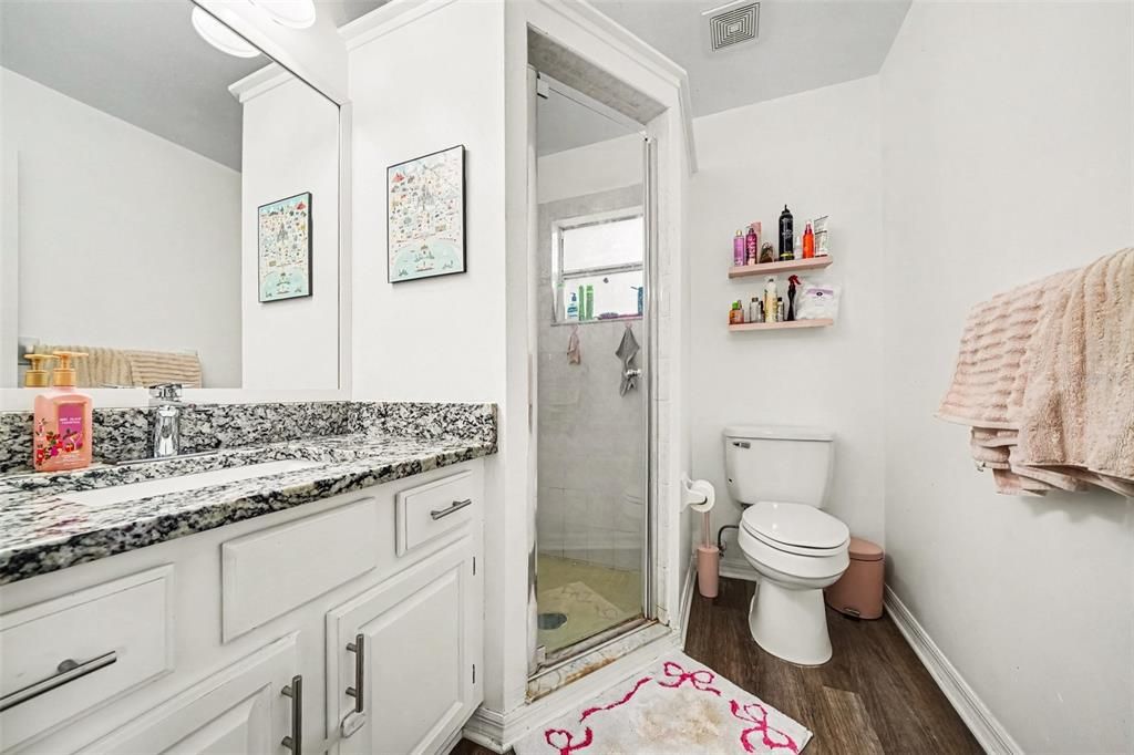 For Sale: $330,000 (3 beds, 2 baths, 1341 Square Feet)