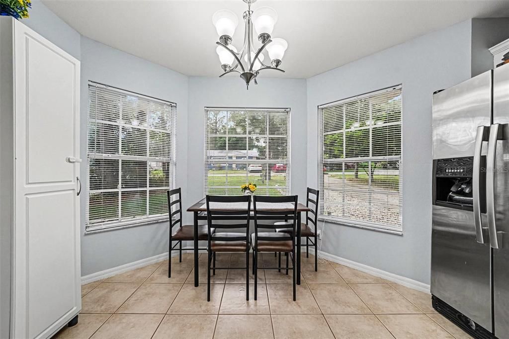 For Sale: $330,000 (3 beds, 2 baths, 1341 Square Feet)