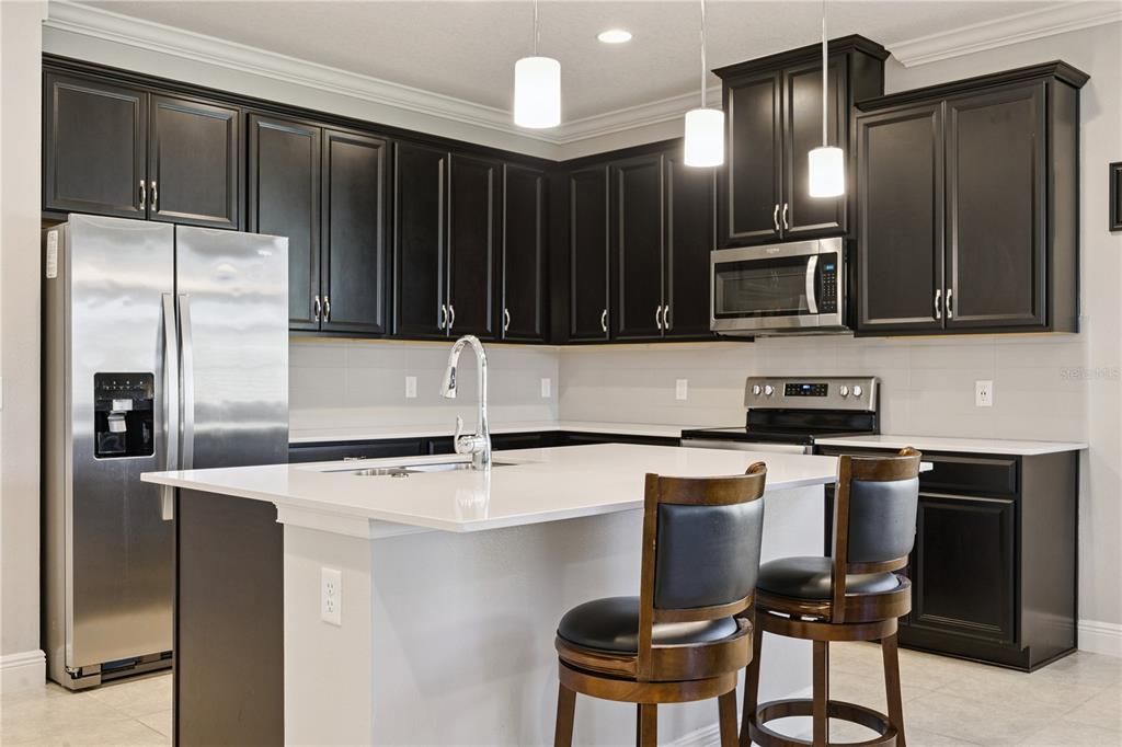 For Sale: $415,999 (4 beds, 3 baths, 1955 Square Feet)