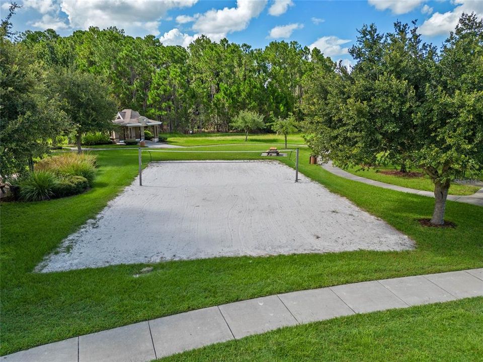 For Sale: $415,999 (4 beds, 3 baths, 1955 Square Feet)