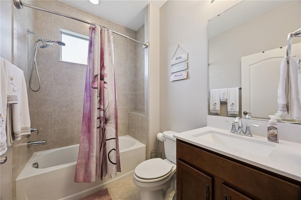 For Sale: $415,999 (4 beds, 3 baths, 1955 Square Feet)