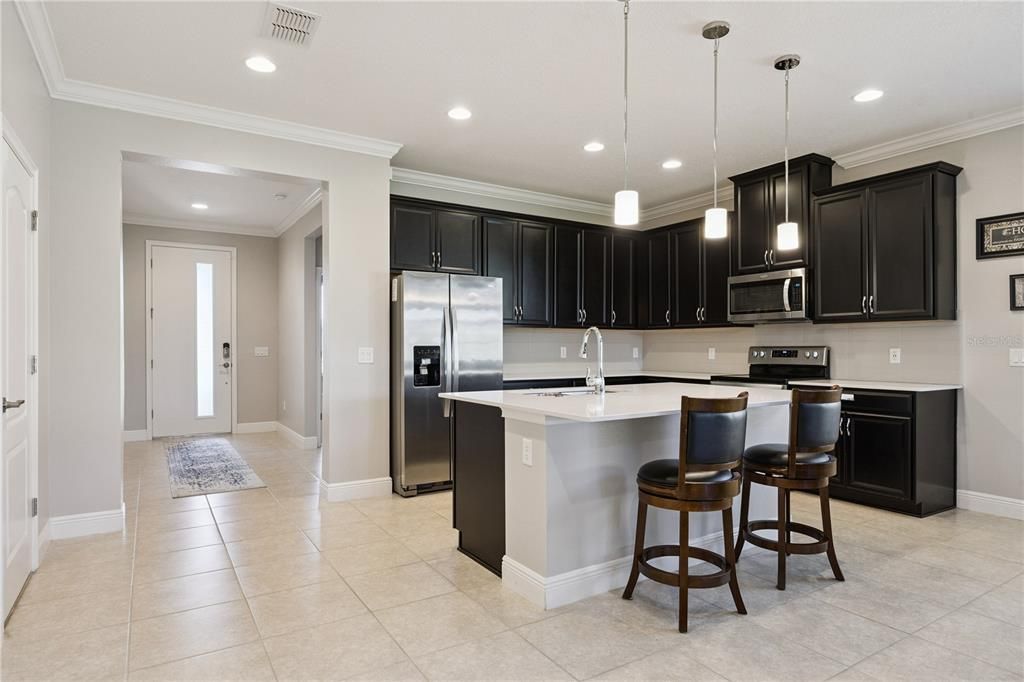 For Sale: $415,999 (4 beds, 3 baths, 1955 Square Feet)