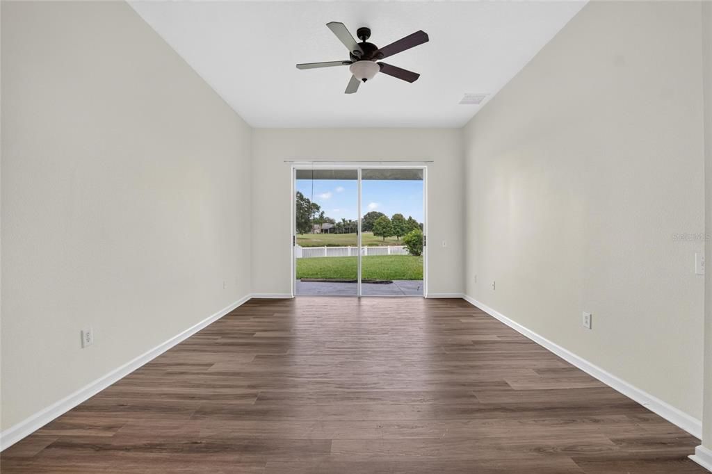For Sale: $425,000 (4 beds, 3 baths, 2996 Square Feet)