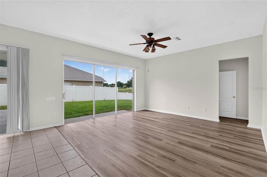 For Sale: $425,000 (4 beds, 3 baths, 2996 Square Feet)