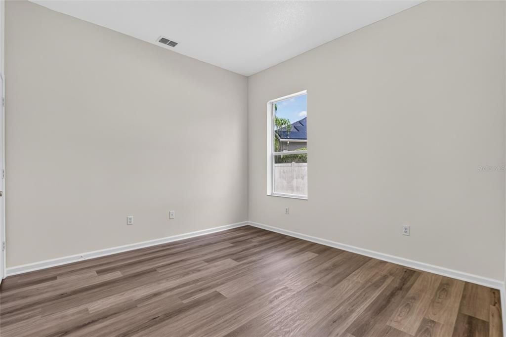For Sale: $425,000 (4 beds, 3 baths, 2996 Square Feet)