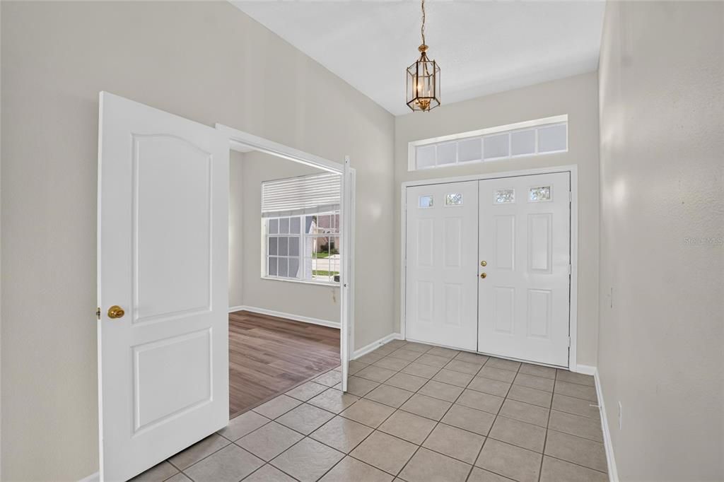 For Sale: $425,000 (4 beds, 3 baths, 2996 Square Feet)