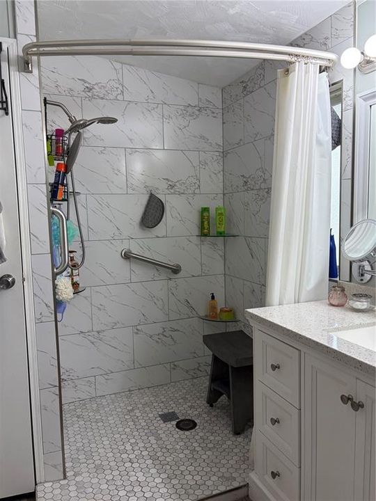 На продажу: $179,900 (2 спален, 2 ванн, 1250 Квадратных фут)