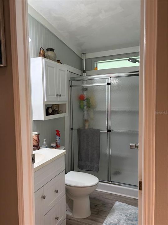 На продажу: $179,900 (2 спален, 2 ванн, 1250 Квадратных фут)
