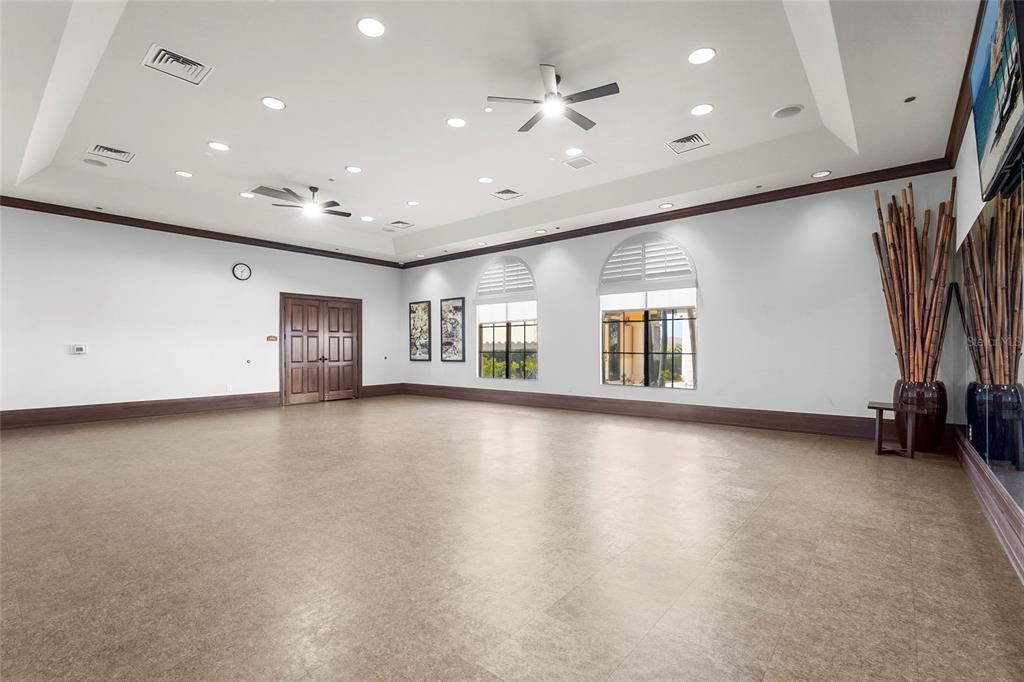 For Sale: $419,900 (3 beds, 2 baths, 2187 Square Feet)