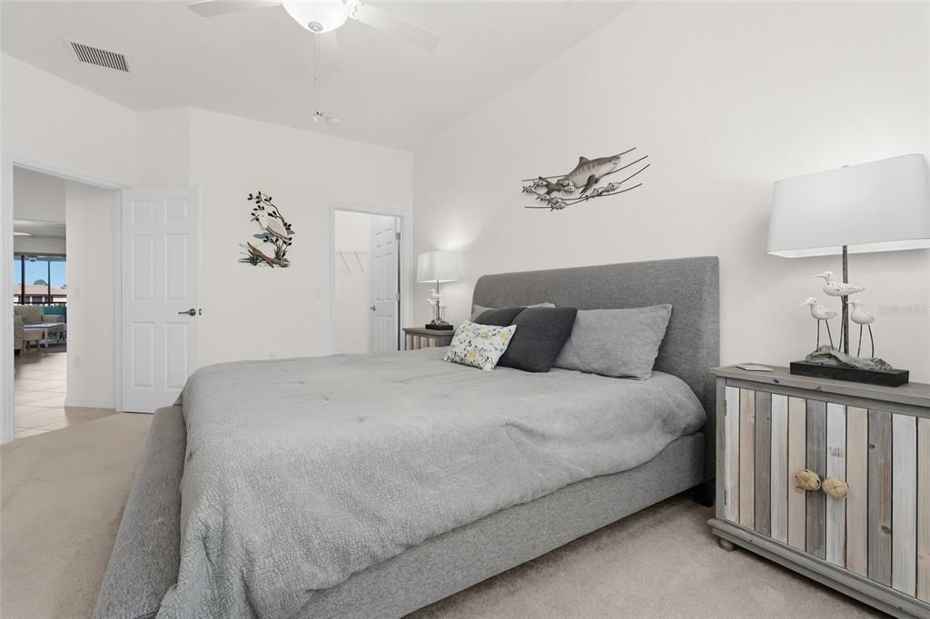 For Sale: $419,900 (3 beds, 2 baths, 2187 Square Feet)