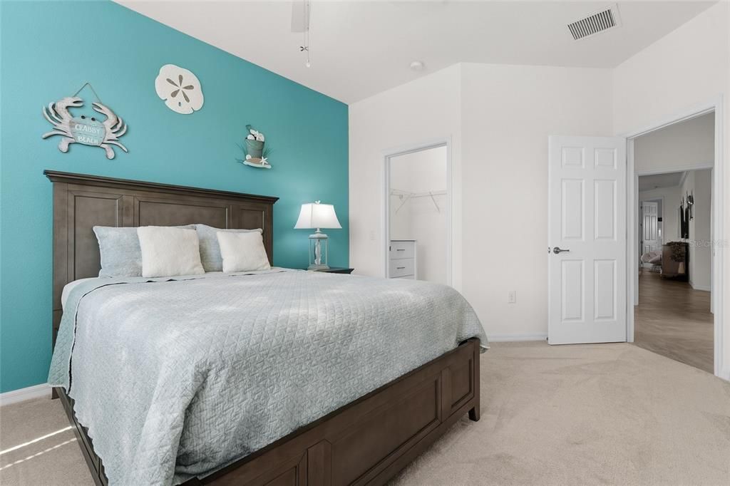 For Sale: $419,900 (3 beds, 2 baths, 2187 Square Feet)