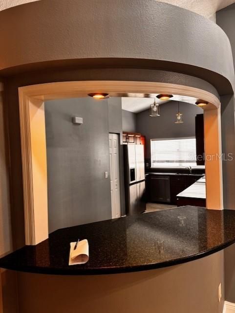 В аренду: $2,995 (3 спален, 3 ванн, 2079 Квадратных фут)