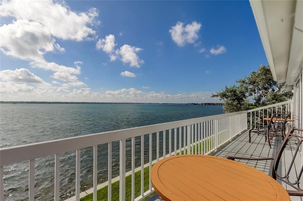 En Venta: $675,000 (2 camas, 2 baños, 1118 Pies cuadrados)