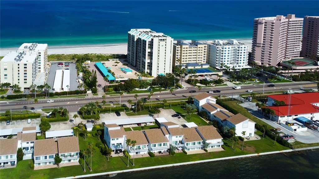 En Venta: $675,000 (2 camas, 2 baños, 1118 Pies cuadrados)