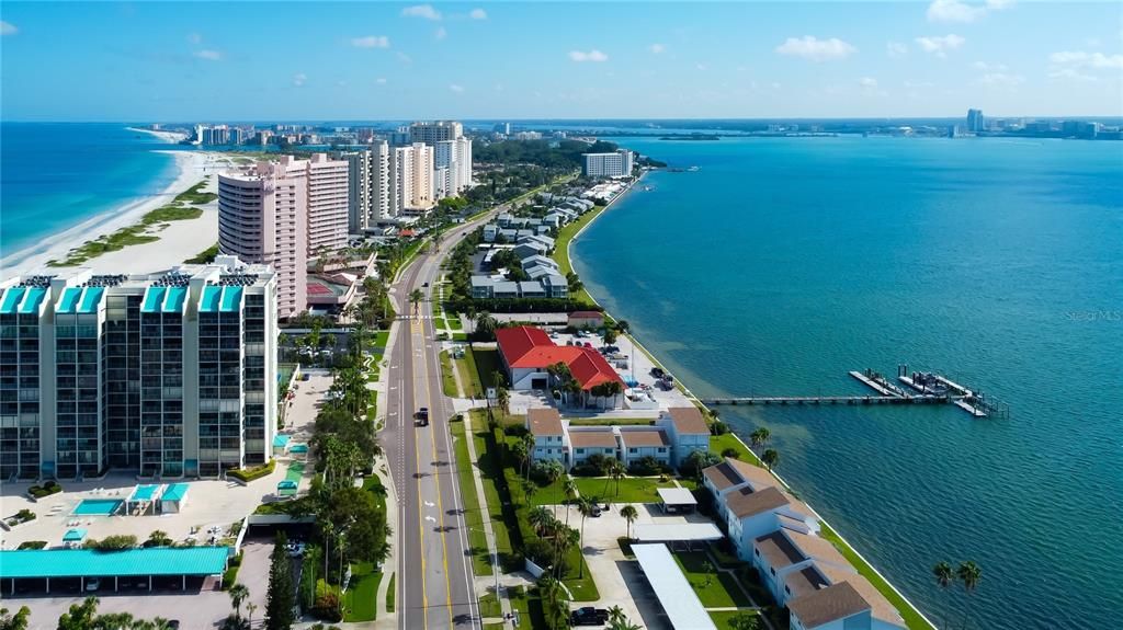 En Venta: $675,000 (2 camas, 2 baños, 1118 Pies cuadrados)
