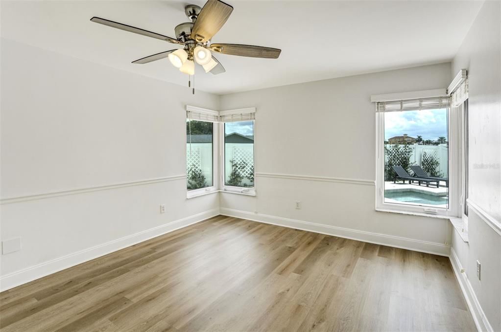 En Venta: $1,449,000 (5 camas, 3 baños, 2760 Pies cuadrados)