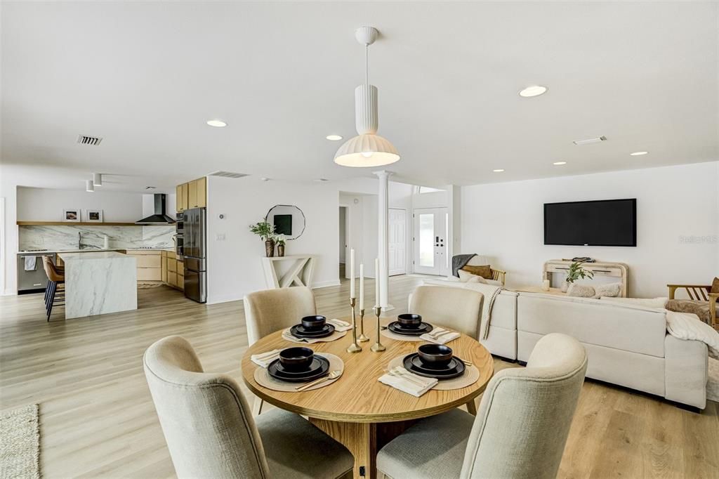 En Venta: $1,449,000 (5 camas, 3 baños, 2760 Pies cuadrados)