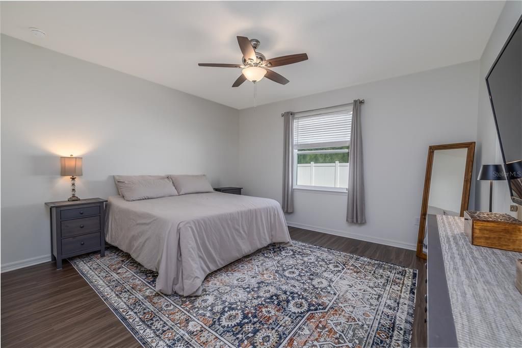 For Sale: $352,000 (4 beds, 3 baths, 1973 Square Feet)