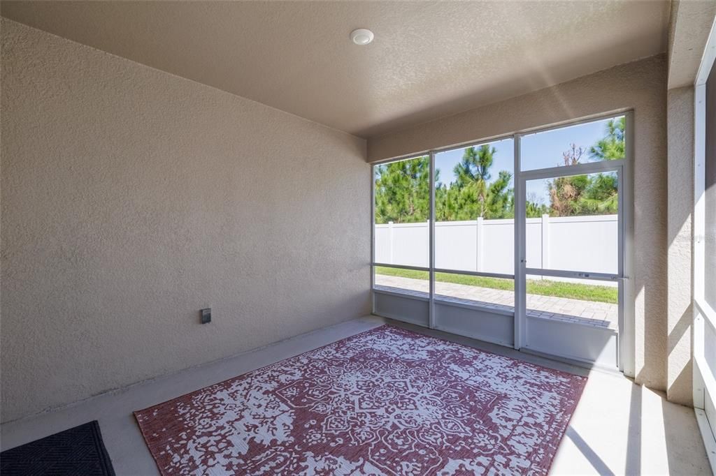 For Sale: $352,000 (4 beds, 3 baths, 1973 Square Feet)