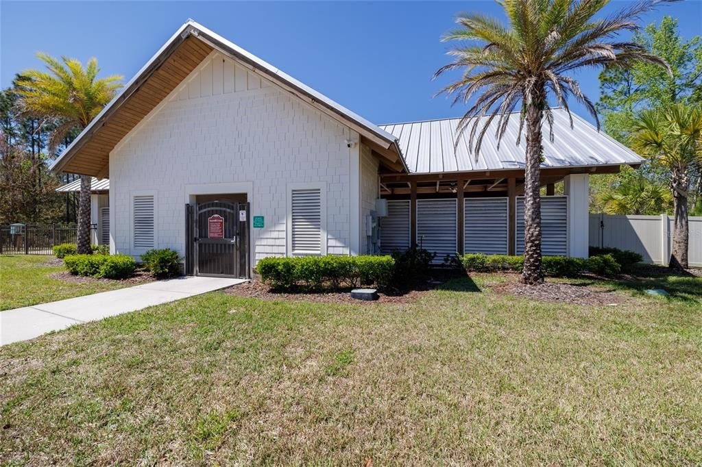 For Sale: $352,000 (4 beds, 3 baths, 1973 Square Feet)