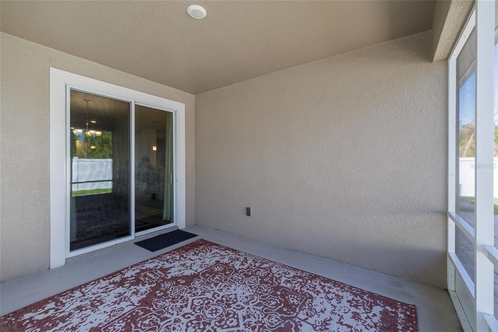 For Sale: $352,000 (4 beds, 3 baths, 1973 Square Feet)