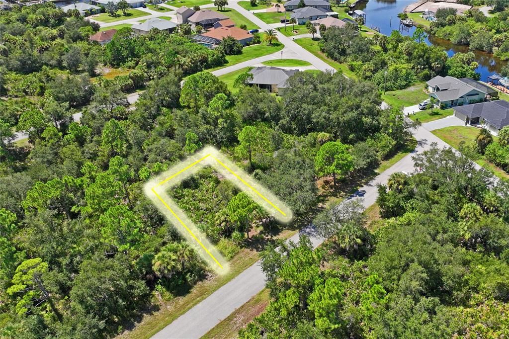 待售: $25,000 (0.23 acres)