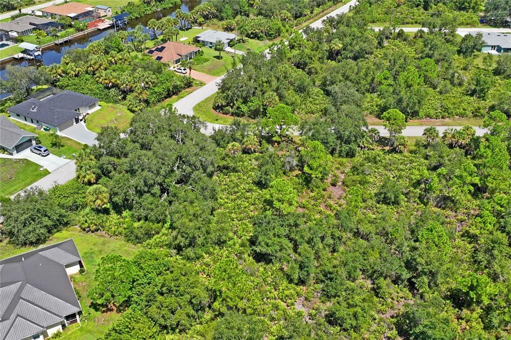 待售: $25,000 (0.23 acres)