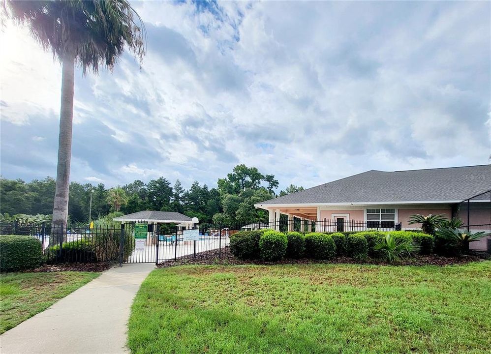 For Sale: $330,000 (3 beds, 2 baths, 1574 Square Feet)