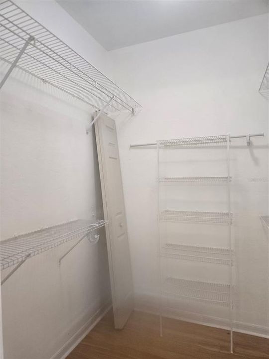 For Sale: $330,000 (3 beds, 2 baths, 1574 Square Feet)