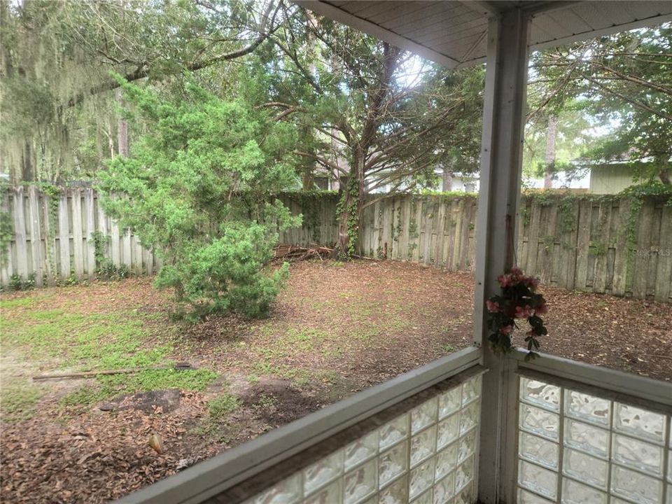 For Sale: $330,000 (3 beds, 2 baths, 1574 Square Feet)