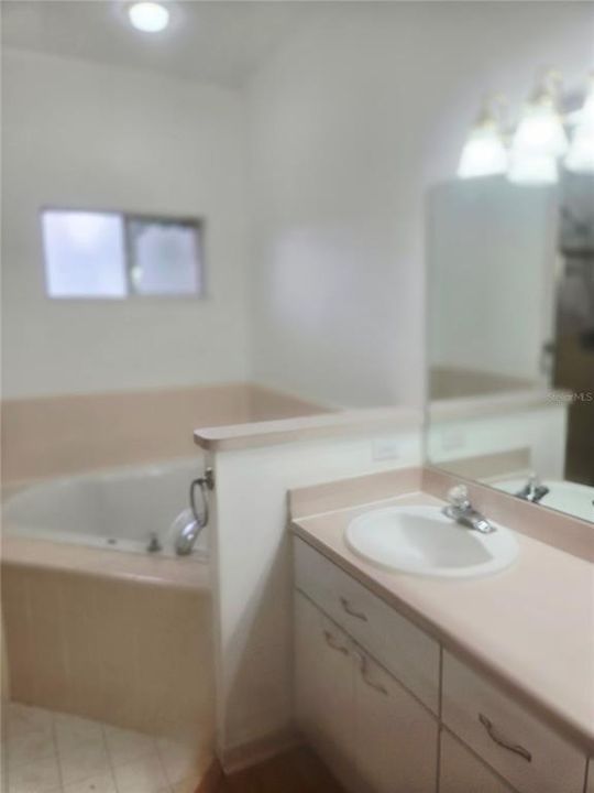 For Sale: $330,000 (3 beds, 2 baths, 1574 Square Feet)