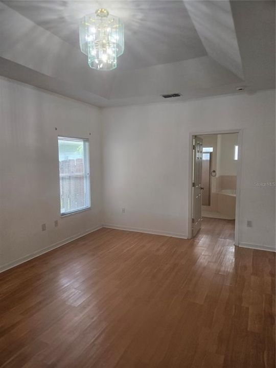 For Sale: $330,000 (3 beds, 2 baths, 1574 Square Feet)