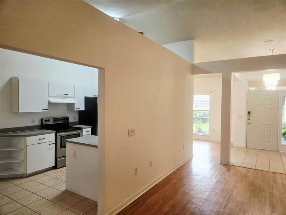 For Sale: $330,000 (3 beds, 2 baths, 1574 Square Feet)