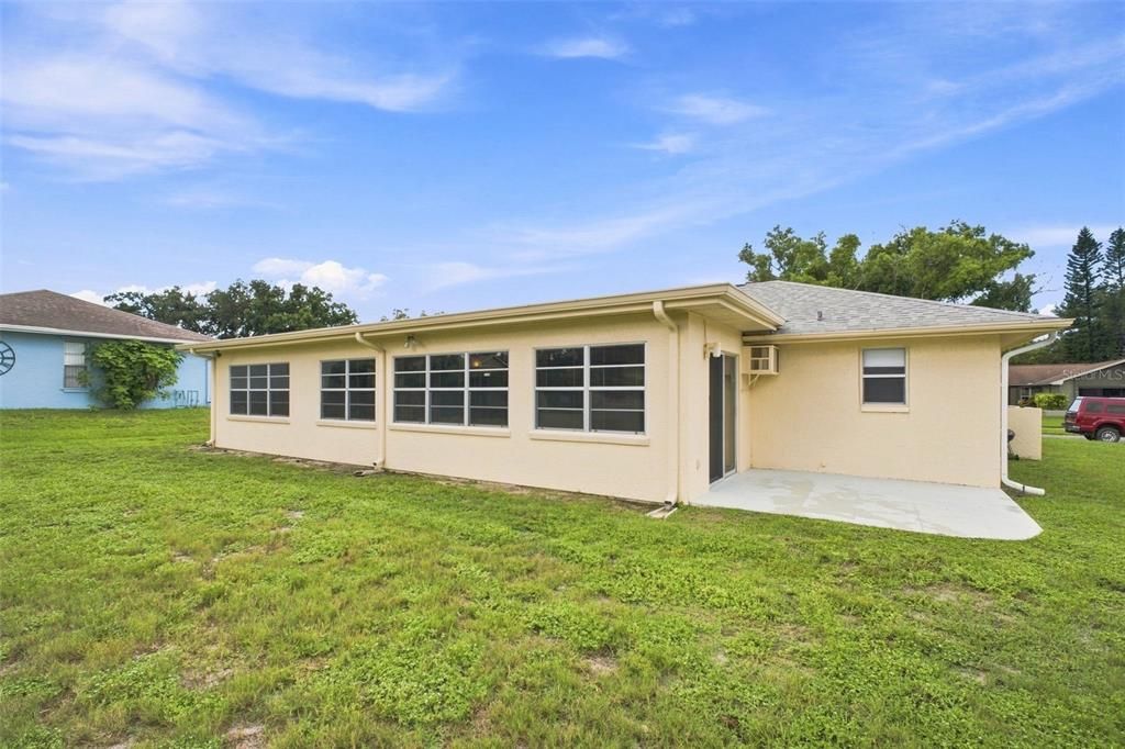For Sale: $425,000 (2 beds, 2 baths, 1775 Square Feet)