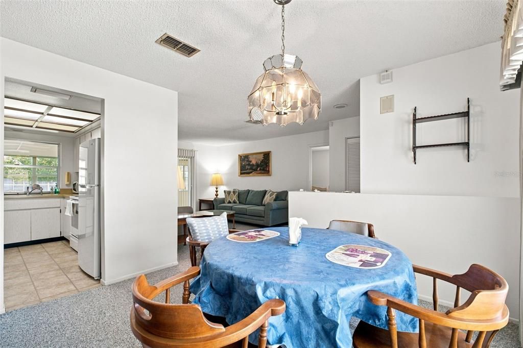 For Sale: $425,000 (2 beds, 2 baths, 1775 Square Feet)