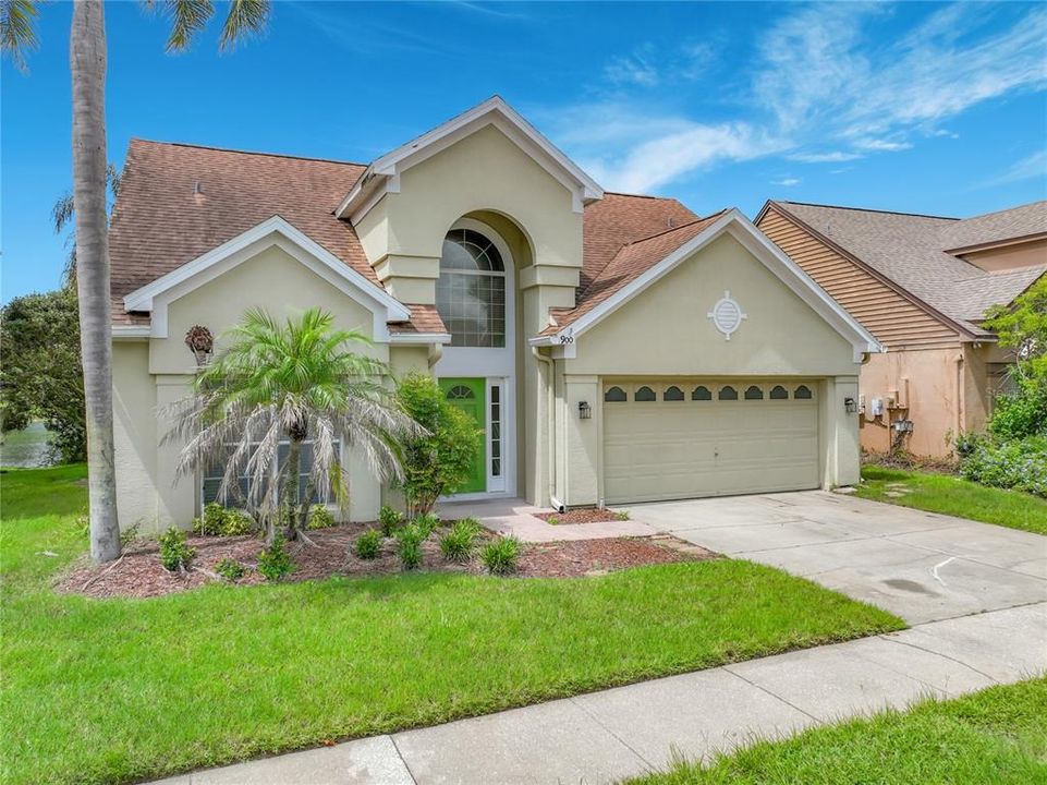 For Rent: $2,700 (3 beds, 2 baths, 1712 Square Feet)