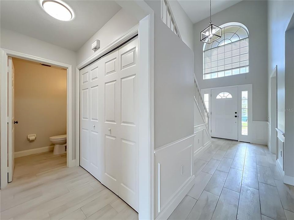 For Rent: $2,700 (3 beds, 2 baths, 1712 Square Feet)